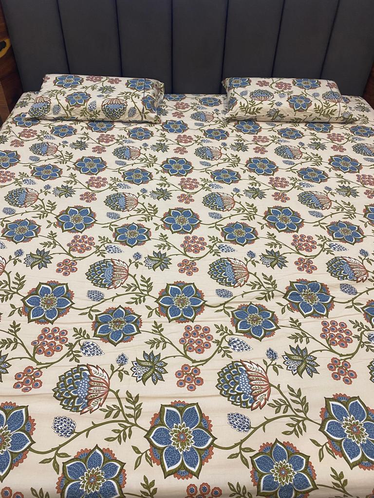 A. Victoria Jaal Printed 300 TC King Size Bed Sheet Beige photo review